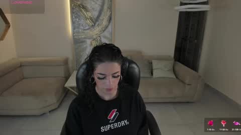 Snapshot of katesunder chatting on February 18, 2025, 9:54 am K A T E online show from February 18, 2025, 9:54 am