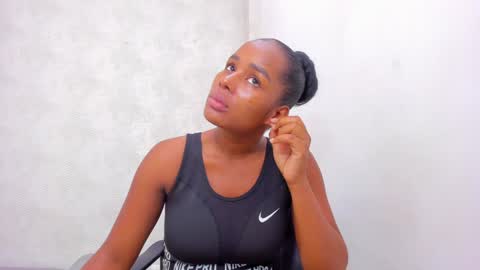 Snapshot of katherin_cruzz chatting on December 18, 2024, 11:45 am katherin online show from December 18, 2024, 11:45 am