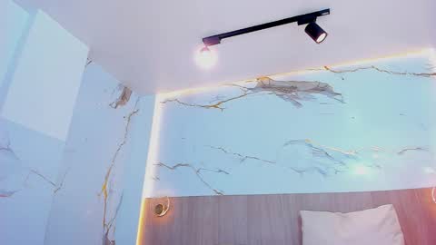 Snapshot of kathia_dumons chatting on November 8, 2025, 11:10 am kathia dumons online show from November 8, 2025, 11:10 am