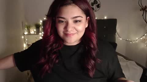 kathygonzalez_ online show from January 13, 2025, 10:14 am