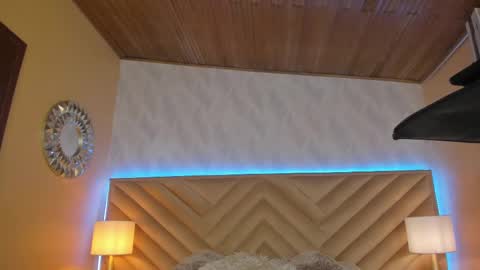 Snapshot of kattia_deluchi chatting on March 7, 2025, 7:52 am Katiia online show from March 7, 2025, 7:52 am