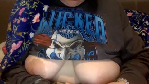 Snapshot of kattyxoxo98753 chatting on November 4, 2025, 3:33 pm kattyxoxo98753 online show from November 4, 2025, 3:33 pm