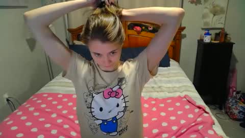 Snapshot of katynowhere chatting on February 7, 2025, 4:59 am Katy online show from February 7, 2025, 4:59 am