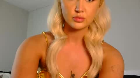 Snapshot of katyshuttt chatting on October 31, 2025, 8:43 pm Katy online show from October 31, 2025, 8:43 pm