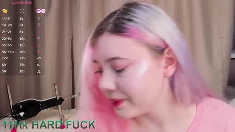 Snapshot of kawaii_yuki chatting on January 3, 2025, 8:43 am Yuki online show from January 3, 2025, 8:43 am