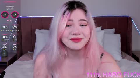 Snapshot of kawaii_yuki chatting on January 13, 2025, 8:37 am Yuki online show from January 13, 2025, 8:37 am