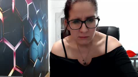 Snapshot of kayalips chatting on January 17, 2025, 11:40 pm KayaLips online show from January 17, 2025, 11:40 pm