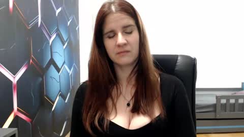 Snapshot of kayalips chatting on February 20, 2025, 7:41 pm KayaLips online show from February 20, 2025, 7:41 pm