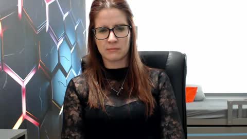 Snapshot of kayalips chatting on February 24, 2025, 4:36 pm KayaLips online show from February 24, 2025, 4:36 pm