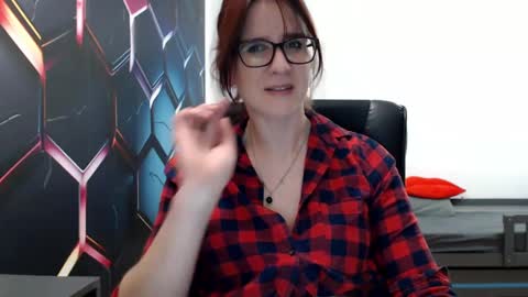 Snapshot of kayalips chatting on March 10, 2025, 4:14 pm KayaLips online show from March 10, 2025, 4:14 pm