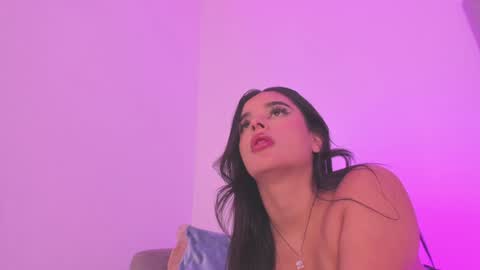 Snapshot of kaylarossi chatting on December 14, 2024, 11:01 pm Kayla online show from December 14, 2024, 11:01 pm