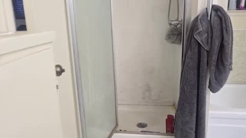 Snapshot of keepingmiyouth chatting on January 12, 2025, 2:09 pm Dexter online show from January 12, 2025, 2:09 pm