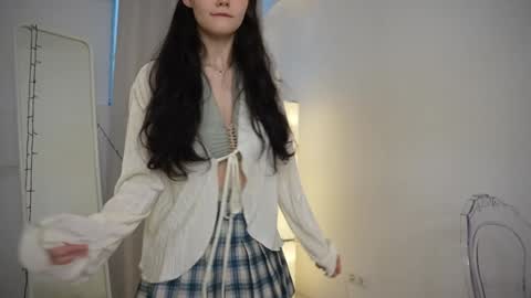 Snapshot of kelly_ember chatting on December 31, 2024, 10:37 am KELLY online show from December 31, 2024, 10:37 am