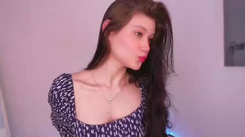 Snapshot of kelly_ember chatting on March 9, 2025, 8:40 am KELLY online show from March 9, 2025, 8:40 am