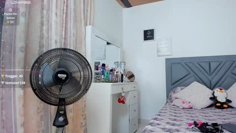 Snapshot of kendall_ewers chatting on December 17, 2024, 2:12 am Kendall ewers online show from December 17, 2024, 2:12 am