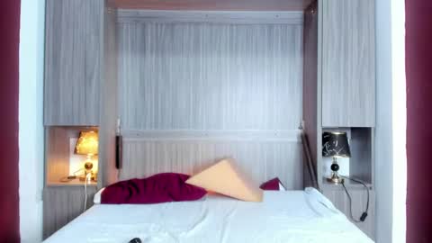 Snapshot of kendallrosse1 chatting on December 17, 2024, 5:47 pm Kendal online show from December 17, 2024, 5:47 pm