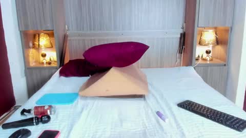 Snapshot of kendallrosse1 chatting on March 11, 2025, 3:12 pm Kendal online show from March 11, 2025, 3:12 pm