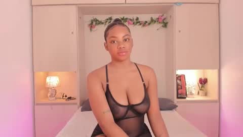 Snapshot of kendallrosse1 chatting on October 17, 2025, 12:52 pm Kendal online show from October 17, 2025, 12:52 pm