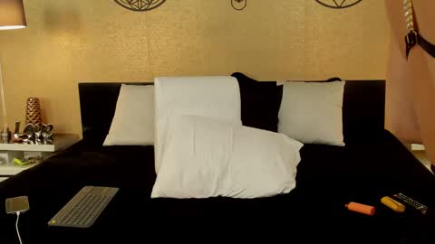 Snapshot of kendraleroy chatting on February 16, 2025, 4:31 am KENDRA online show from February 16, 2025, 4:31 am