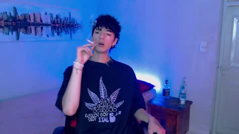 Snapshot of kenny__hot chatting on December 17, 2024, 4:00 pm kenny online show from December 17, 2024, 4:00 pm