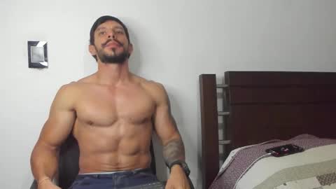 kevin_malone22 online show from November 8, 2025, 11:58 pm