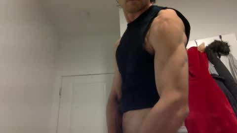 Snapshot of kheaven711 chatting on September 16, 2025, 7:42 am Kheaven711 online show from September 16, 2025, 7:42 am