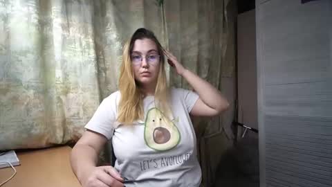 Snapshot of kianna_dior_ chatting on December 13, 2024, 3:43 pm kianna_dior_ online show from December 13, 2024, 3:43 pm