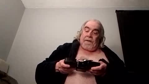 Snapshot of kickinme chatting on March 8, 2025, 6:37 pm KICKINME online show from March 8, 2025, 6:37 pm