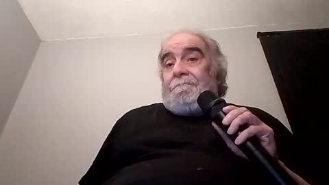 Snapshot of kickinme chatting on October 3, 2025, 11:57 pm KICKINME online show from October 3, 2025, 11:57 pm