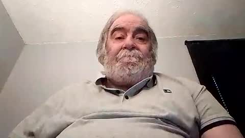 Snapshot of kickinme chatting on October 19, 2025, 6:36 am KICKINME online show from October 19, 2025, 6:36 am