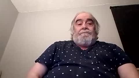 Snapshot of kickinme chatting on November 3, 2025, 10:53 pm KICKINME online show from November 3, 2025, 10:53 pm