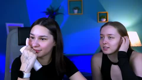 Snapshot of kimclarks chatting on October 10, 2025, 6:29 pm kimclarks online show from October 10, 2025, 6:29 pm