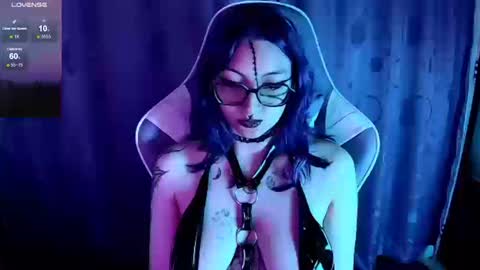 Snapshot of kimlennox_ chatting on September 13, 2025, 1:22 pm   online show from September 13, 2025, 1:22 pm