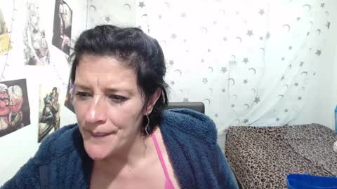 Snapshot of kimmy_sander1 chatting on January 4, 2025, 10:45 pm Kimmy online show from January 4, 2025, 10:45 pm