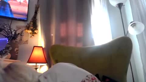 Snapshot of kinkypinkyplay2 chatting on February 3, 2025, 6:17 pm Kinky Pinky online show from February 3, 2025, 6:17 pm