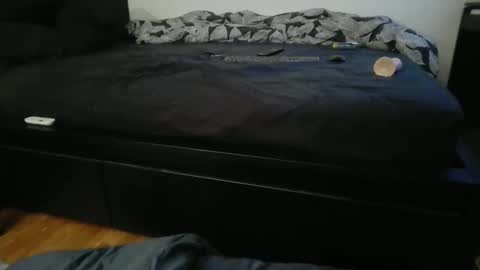 Snapshot of kinkysubmtl chatting on November 8, 2025, 8:03 am kinkysubmtl online show from November 8, 2025, 8:03 am