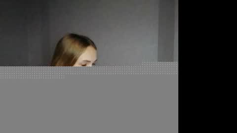 kira_morekiss online show from February 1, 2025, 7:13 pm