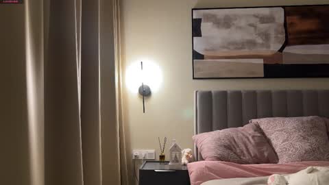 Snapshot of kiramystery chatting on February 20, 2025, 1:30 pm Kira online show from February 20, 2025, 1:30 pm