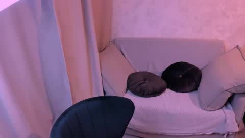 Snapshot of kirraa_ chatting on January 22, 2025, 10:26 pm Kira online show from January 22, 2025, 10:26 pm