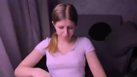 Snapshot of kirraa_ chatting on January 28, 2025, 7:53 pm Kira online show from January 28, 2025, 7:53 pm