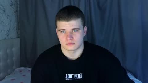 Snapshot of kittenmur chatting on January 25, 2025, 9:57 am Vlad online show from January 25, 2025, 9:57 am