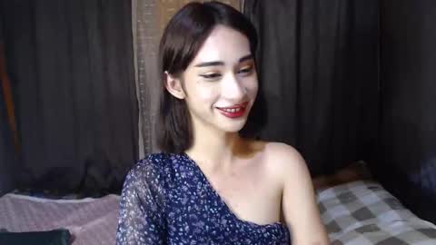 Snapshot of kitty_kim07 chatting on October 14, 2025, 5:41 am kitty_kim07 online show from October 14, 2025, 5:41 am