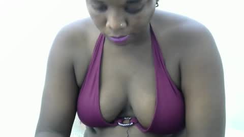 Snapshot of kitty_super chatting on February 17, 2025, 9:46 am kitty_super online show from February 17, 2025, 9:46 am