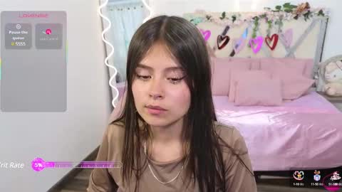 Snapshot of kittystar_tay chatting on February 18, 2025, 7:19 pm Kitty online show from February 18, 2025, 7:19 pm