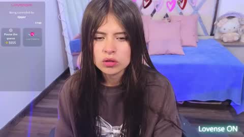 Snapshot of kittystar_tay chatting on March 4, 2025, 7:11 pm Kitty online show from March 4, 2025, 7:11 pm