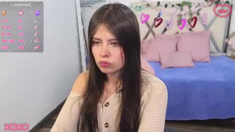 Snapshot of kittystar_tay chatting on March 5, 2025, 8:32 pm Kitty online show from March 5, 2025, 8:32 pm