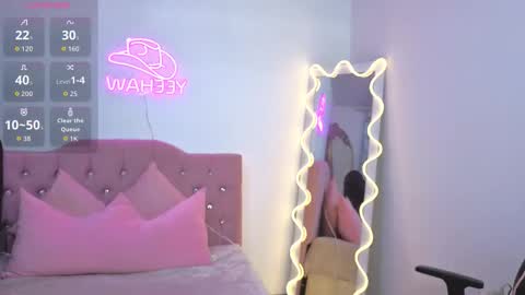 Snapshot of kittystar_tay chatting on October 9, 2025, 11:41 am Kitty online show from October 9, 2025, 11:41 am