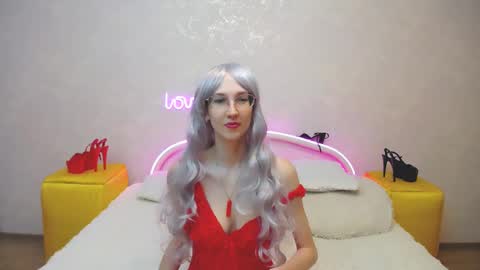 Snapshot of klaryevans chatting on March 1, 2025, 9:40 am Klary online show from March 1, 2025, 9:40 am