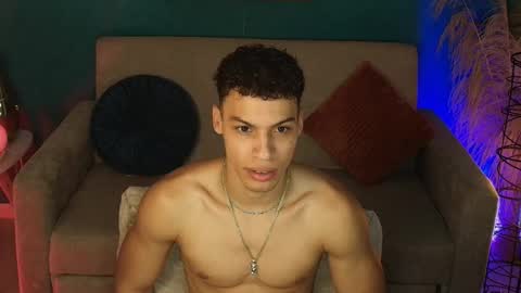 klaton__ online show from October 22, 2025, 2:12 am