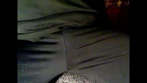 Snapshot of kledenn chatting on February 21, 2025, 5:42 pm kledenn online show from February 21, 2025, 5:42 pm
